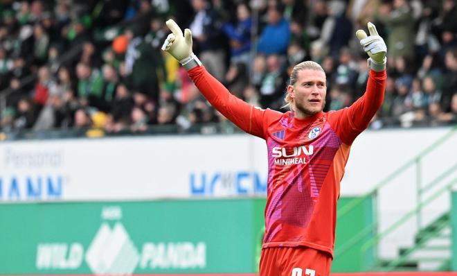 德天卡里烏斯欲續(xù)約沙爾克，意甲報價引關注。