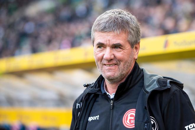 科隆主帥馮克爾，7次升德甲，德乙升級(jí)紀(jì)錄主帥。