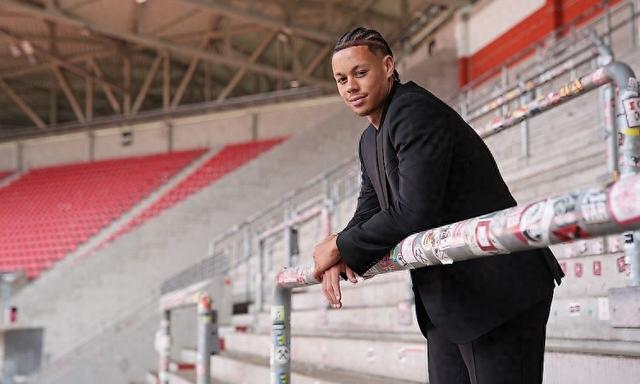 官方：弗賴堡簽約U21國腳舍漢特自柏林赫塔