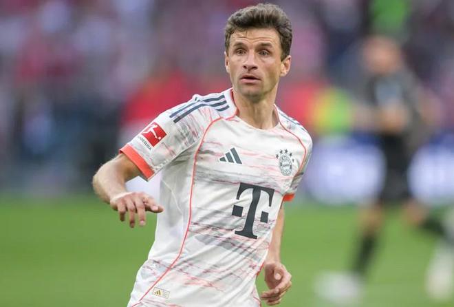 法爾克：穆勒轉(zhuǎn)會(huì)洛杉磯FC未決，拜仁傾向其赴美。