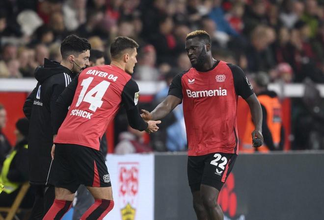 博尼費(fèi)斯：未來(lái)在庫(kù)森，?？思?lì)共進(jìn)