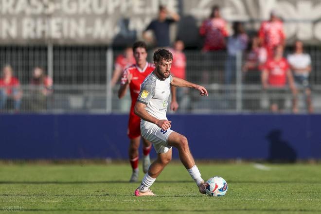 德國杯：德累斯頓狀態(tài)差，美因茨晉級。德累斯頓VS美因茨。