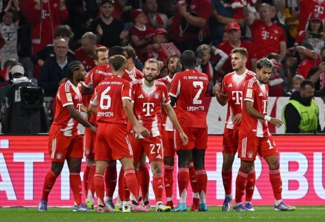 6-0慘勝，衛(wèi)冕冠軍帽子戲法，狂轟六球奪首勝。