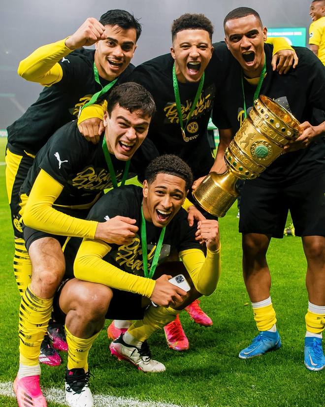 雷納離隊，感謝支持，帶回憶告別多特。