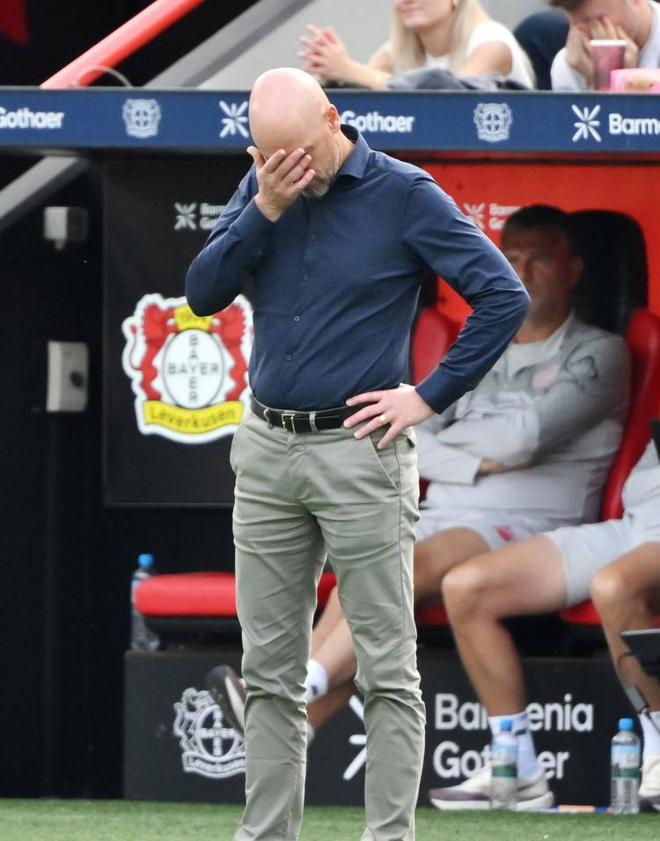 滕哈赫遭奇冤，德甲兩輪或下課，歸曼聯(lián)或可救局！